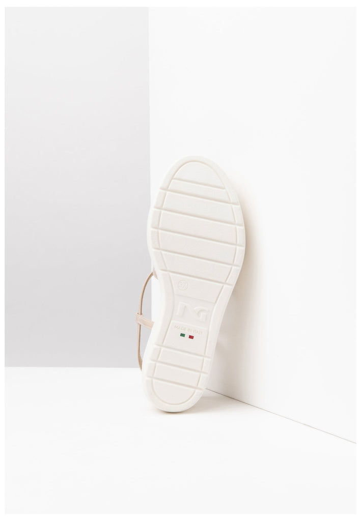 Nero Giardini Sandalen Lederimitat Beige