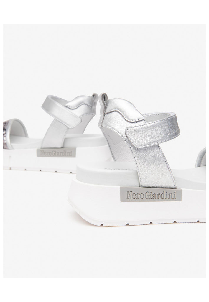 Nero Giardini Sandalen Lederimitat/Textil Silber