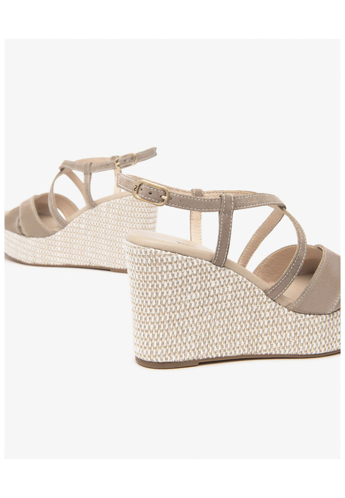 Nero Giardini Sandalen Veloursleder Braun