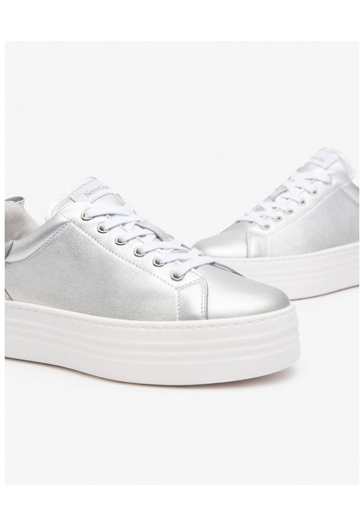 Nero Giardini Sneaker Lederimitat Silber