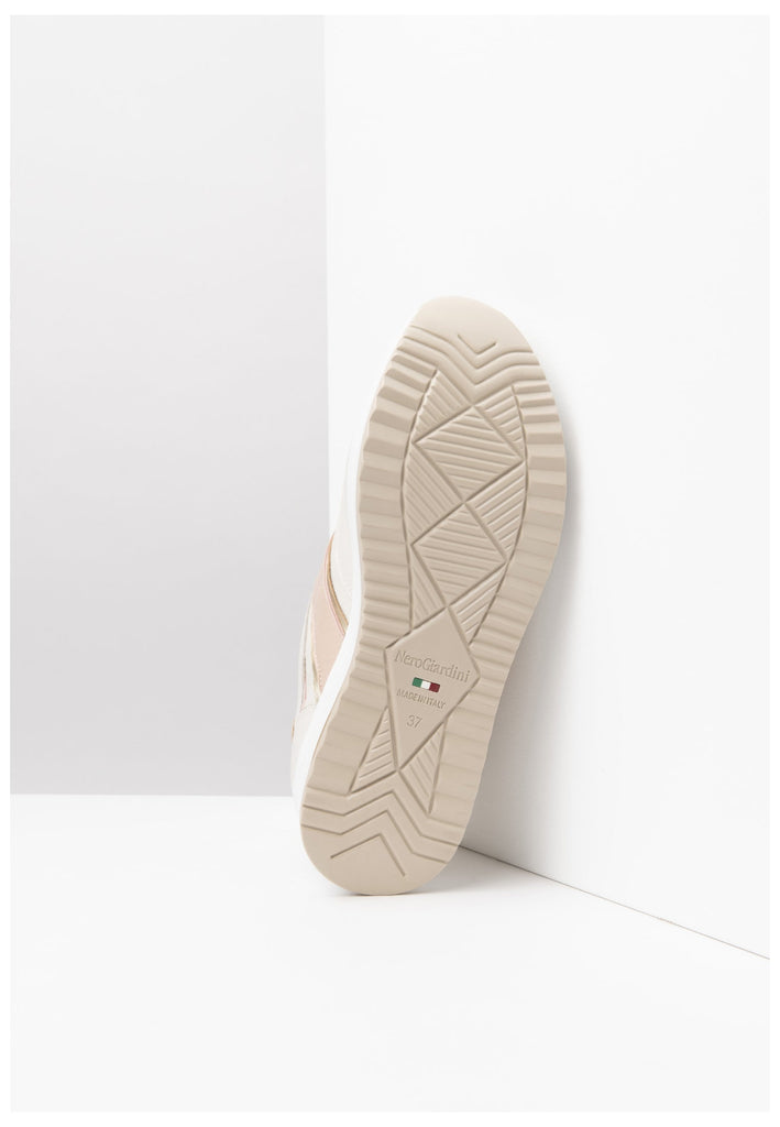 Nero Giardini Sneaker Lederimitat Weiß/Pink