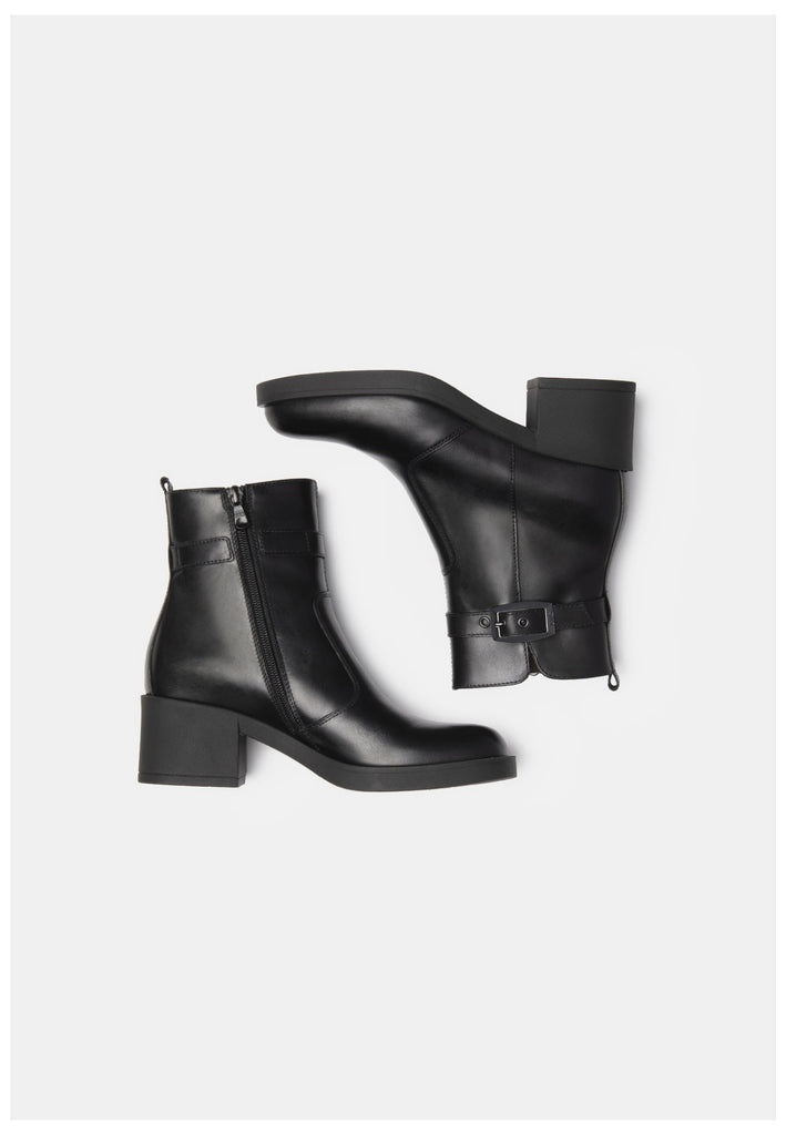 Nero Giardini Stiefelette Leder Schwarz