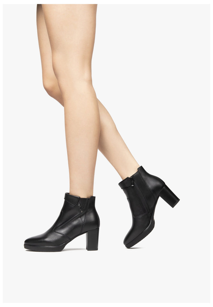 Nero Giardini Stiefelette Leder Schwarz