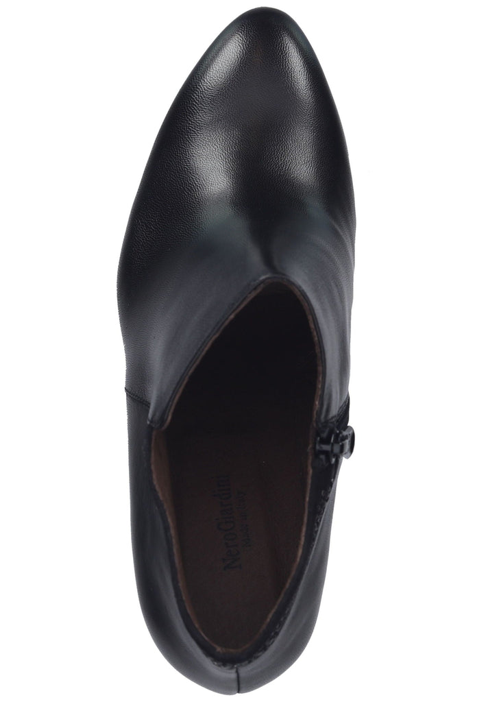 Nero Giardini Stiefelette Leder Schwarz