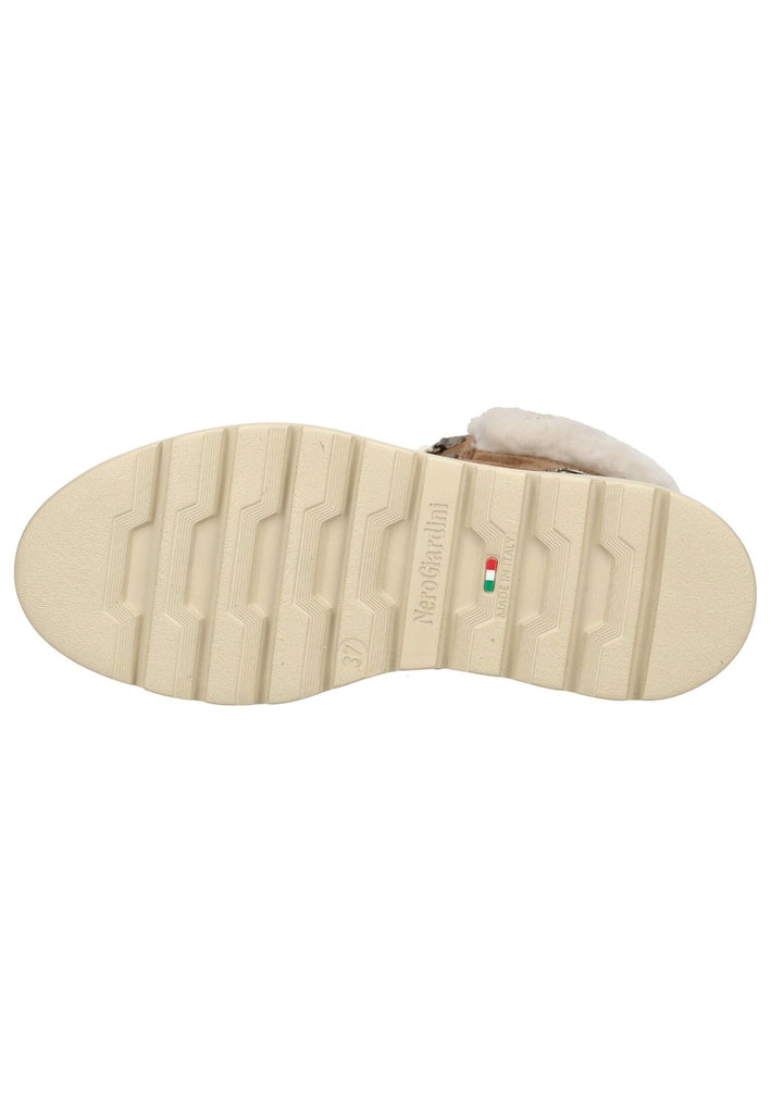 Nero Giardini Stiefelette Veloursleder Braun Warmfutter